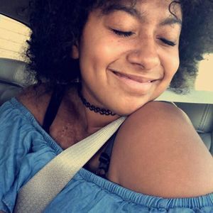 Meet your Posher, Brenna